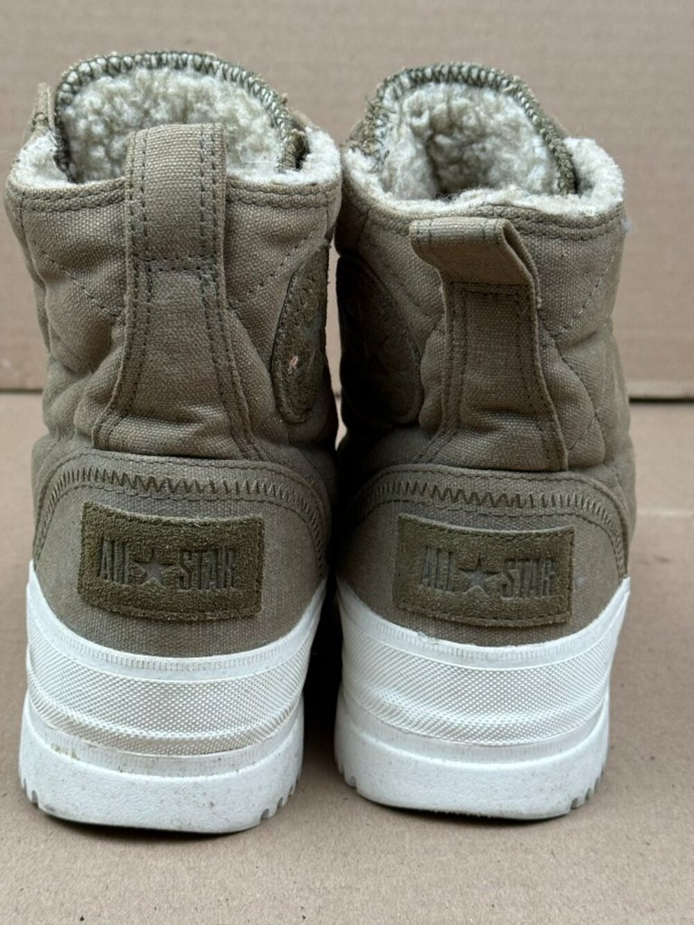 Converse All Star High Top Sneakers Womens No Tag See Measurements Insole 8.5inc - Picture 5 of 9
